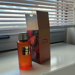 Manat Peach Eau De Parfum